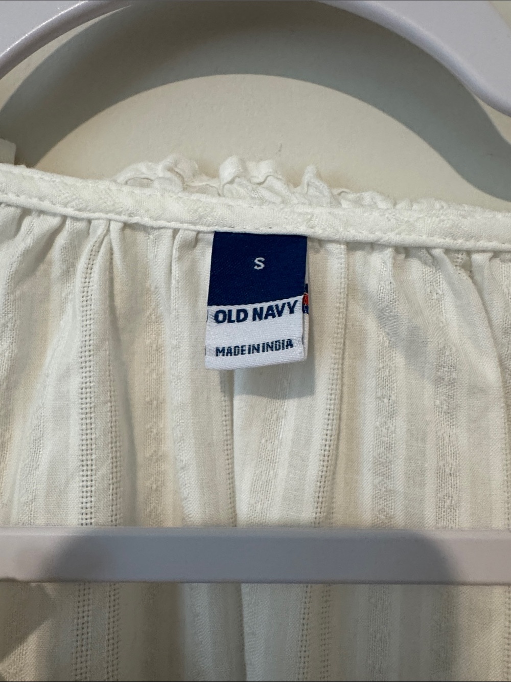 Old Navy Ruffle Top - Picture 2 of 3